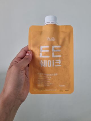 [덜다] 든든 식물성 단백질 쉐이크 40g X 7입 (곡물/딸기) — 5점을 준 리뷰어가 2023년 8월 올린 사용 사진