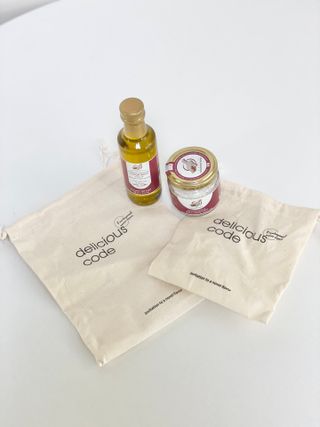 [딜리셔스코드] 타르투피 알레산드로 로시 트러플 소금 100g +트러플 오일 100ml set — 5점을 준 리뷰어가 2022년 5월 올린 사용 사진