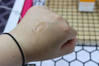 체르엠 스템앤셀 비타민 브라이트닝 에센스 30ml 1개 — 5점을 준 리뷰어가 2021년 9월 올린 사용 사진