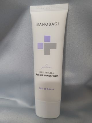 바노바기 코스메틱 바노바기 밀크씨슬 리페어 시카 선스크린 플러스 50ml — 4점을 준 리뷰어가 2023년 3월 올린 사용 사진