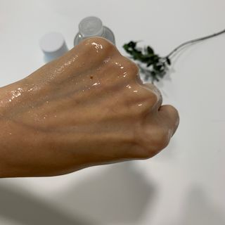 리더스코스메틱 리더스 퍼스트 샷 액티브 에센스 에이지 컨트롤 — 5점을 준 리뷰어가 2022년 2월 올린 사용 사진