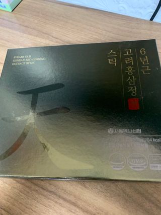 서울약사신협_6년근 고려홍삼정 천스틱 10g 30포 — 5점을 준 리뷰어가 2021년 11월 올린 사용 사진