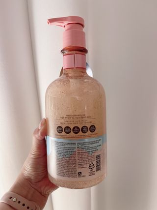 벨먼 내추럴스파 수분광채 스크럽 바디워시 600ml 5종 — 4점을 준 리뷰어가 2022년 5월 올린 사용 사진