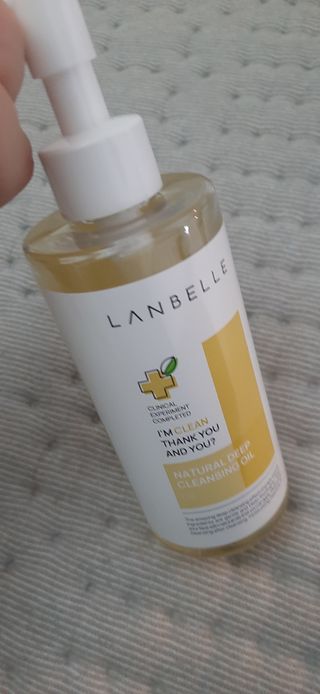 랑벨 내츄럴 딥 클렌징 오일 200ml (저자극 약산성 천연 클렌징) — 5점을 준 리뷰어가 2022년 5월 올린 사용 사진