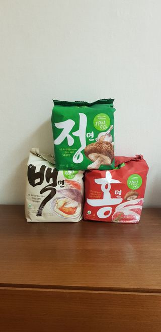 [풀무원] 자연은맛있다 정면, 백면, 홍면  세트 — 5점을 준 리뷰어가 2021년 4월 올린 사용 사진