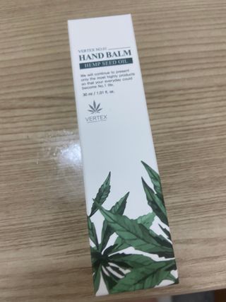 버텍스넘버원 버텍스 넘버원 햄프씨드오일 핸드밤, 바디크림 — 5점을 준 리뷰어가 2022년 3월 올린 사용 사진