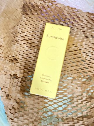 스킨큐어 산다화 비타민c 화이트닝 에센스 30ml — 5점을 준 리뷰어가 2023년 10월 올린 사용 사진