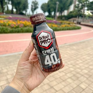 닥터유 프로 단백질 드링크 40g 초코 닥터유 프로 단백질드링크 40g 초코 — 5점을 준 리뷰어가 2024년 9월 올린 사용 사진