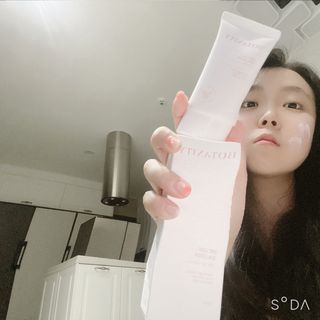 보타니티 촉촉수분자차 아쿠아핏 선 에센스 50ml + 보송톤업자차 징크 선 로션 50ml SPF50+ PA++++ (4/25) — 4점을 준 리뷰어가 2022년 4월 올린 사용 사진