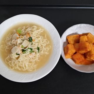 [풀무원] 자연은맛있다 정면, 백면, 홍면  세트 — 5점을 준 리뷰어가 2021년 4월 올린 사용 사진