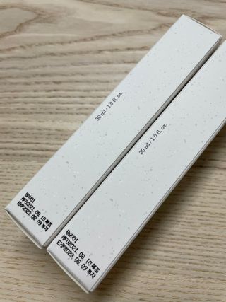 멈칫(MUMCHIT) 넥퍼퓸 NECKPERFUME 2가지 향 — 5점을 준 리뷰어가 2021년 11월 올린 사용 사진