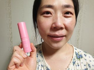 스킨큐어 산다화 카멜리아 안티 링클 멀티밤 — 5점을 준 리뷰어가 2022년 1월 올린 사용 사진