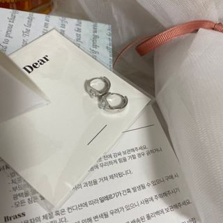 [골드앤디어] 14K 사선 큐빅 원터치 귀걸이_3color — 5점을 준 리뷰어가 2021년 6월 올린 사용 사진