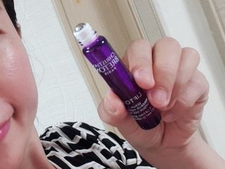 크리스티앙 브르통 리프톡스 아이세럼 펩타이드 롤온 스틱 — 5점을 준 리뷰어가 2022년 9월 올린 사용 사진