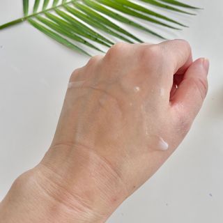 플레라디 에델바이스 오일 밸런싱 토너 — 5점을 준 리뷰어가 2021년 4월 올린 사용 사진