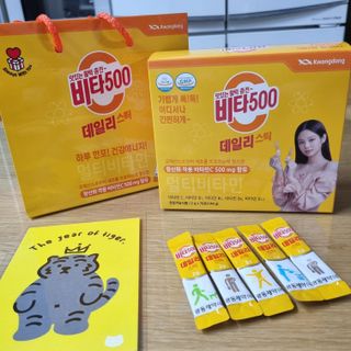 광동제약 [광동] 비타500데일리스틱 70포X2개 + 뚱랑이엽서 + 쇼핑백 증정 — 5점을 준 리뷰어가 2022년 1월 올린 사용 사진