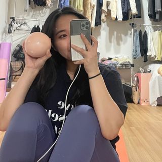 트라택 쿠셔닝 웨이트볼 0.5kg + 1kg SET — 5점을 준 리뷰어가 2022년 6월 올린 사용 사진
