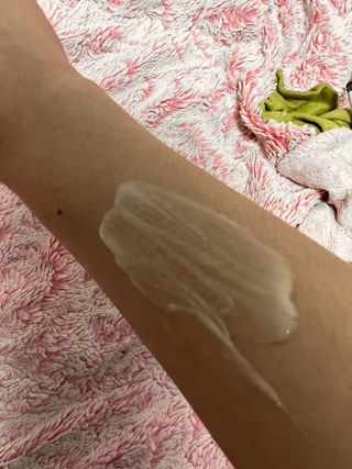 [후르디아] 올리브영 저자극 비건바디로션 — 5점을 준 리뷰어가 2023년 2월 올린 사용 사진