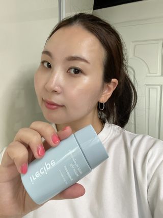 아이레시피 마일드 히알루로닉 모이스트 업 선스크린 SPF50+ PA++++ — 5점을 준 리뷰어가 2023년 6월 올린 사용 사진
