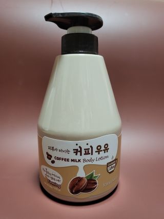 [과일나라] 피부가 마시는 커피우유 바디클렌저&바디로션 — 5점을 준 리뷰어가 2022년 3월 올린 사용 사진