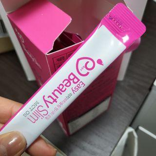 이지뷰티슬림MCT오일, 이지뷰티슬림MCT오일 아몬드 — 5점을 준 리뷰어가 2022년 3월 올린 사용 사진