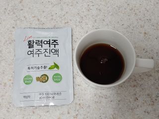 참유원 특허제조 활력 여주진액 여주즙 50포 — 5점을 준 리뷰어가 2022년 3월 올린 사용 사진
