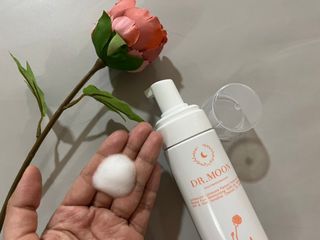 MF프리 [닥터문] 유산균 락토케어 질경초 여성청결제 200ml (폼타입) — 4.5점을 준 리뷰어가 2022년 7월 올린 사용 사진