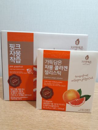 자연에온 핑크 자몽 착즙 100mL 10개입 1BOX +가 득담은 자몽 콜라겐 젤리스틱 1BOX — 5점을 준 리뷰어가 2021년 6월 올린 사용 사진