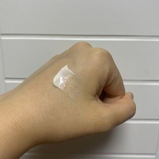AYU25[아유트웬티파이브]다마스크로즈워터 베이스 천연 수분 촉촉 크림 — 3.5점을 준 리뷰어가 2021년 4월 올린 사용 사진