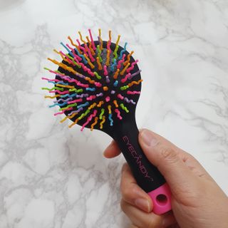 아이캔디 레인보우 볼륨S  브러쉬 미디엄 블랙 — 5점을 준 리뷰어가 2021년 1월 올린 사용 사진