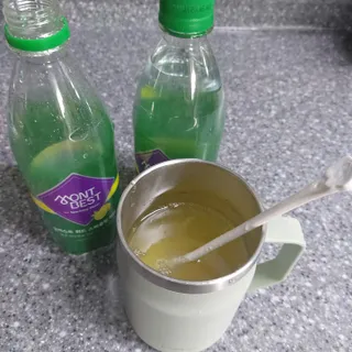 몽베스트 Montbest with Sparkling water Lemon OR Lime 20병(랜덤) — 5점을 준 리뷰어가 2022년 5월 올린 사용 사진