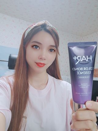 헤어플러스 컬러본드 샴푸300+트리트먼트300+에센스95 — 5점을 준 리뷰어가 2021년 3월 올린 사용 사진