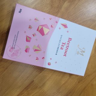 마시다 매혹적인 붉은 빛이 입안 가득히, 비트루트차 — 5점을 준 리뷰어가 2021년 3월 올린 사용 사진