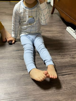 유비맘 궁디팡팡 내의/내복 상하세트 — 5점을 준 리뷰어가 2021년 3월 올린 사용 사진