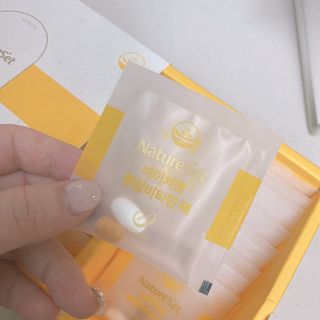 네이처셋 멀티비타민 종합비타민팩 1개월분 — 5점을 준 리뷰어가 2021년 7월 올린 사용 사진