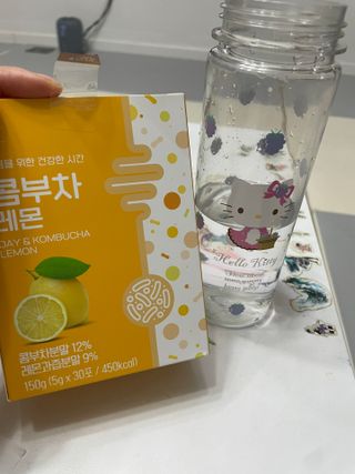 참앤들황토농원 7가지 맛! 탄산 톡톡! 스파클링! 데이앤 콤부차 7종 10포 1박스씩 ★총 7박스★ — 5점을 준 리뷰어가 2023년 3월 올린 사용 사진