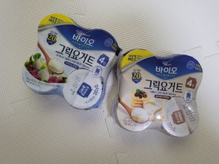 매일바이오 그릭요거트 오리지널 플레인 4개, 로스터리 커피믹스 4개 — 5점을 준 리뷰어가 2021년 12월 올린 사용 사진