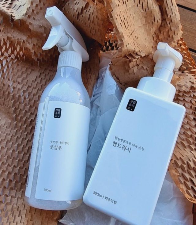 [생활공작소] 핸드워시 용기 500ml 1개 파우더향+풋샴푸 385ml 1개 리뷰 사진
