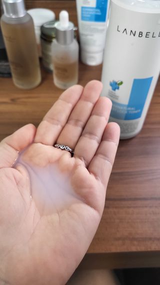 랑벨 수퍼내츄럴 수분잠금 토너 500ml (수분, 보습, 피부장벽 토너) — 5점을 준 리뷰어가 2022년 4월 올린 사용 사진