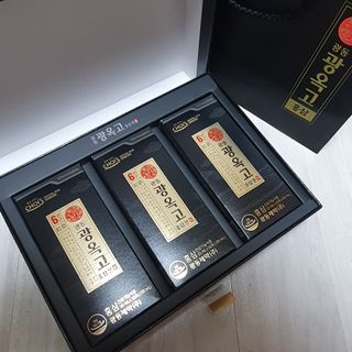 [광동제약] 광동 광옥고 홍삼 본 30포+쇼핑백 증정 — 5점을 준 리뷰어가 2021년 11월 올린 사용 사진
