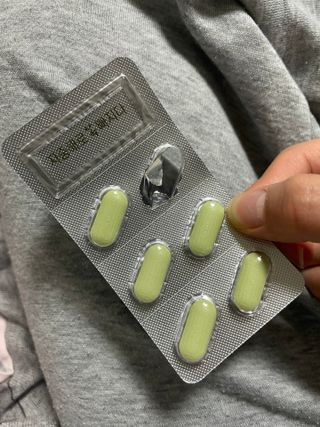 클린24시간 지중해로 쏙빠지다 1SET (800mg*60정) — 4점을 준 리뷰어가 2022년 10월 올린 사용 사진