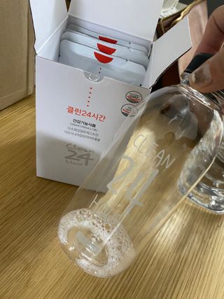 클린24시간 1BOX(5포) + 전용보틀(500ml) — 2점을 준 리뷰어가 2022년 10월 올린 사용 사진