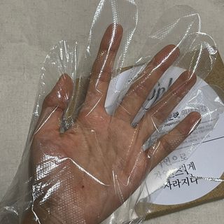 노플(NOPL) 노플 친환경 바이오 산화 생분해  항균 일회용 위생 비닐장갑 100매 + 지퍼백 소형, 대형 — 5점을 준 리뷰어가 2021년 9월 올린 사용 사진