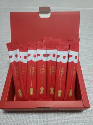 디오르 버닝레드 — 5점을 준 리뷰어가 2022년 1월 올린 사용 사진