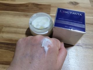 록타비아 Artisan Complete Face Cream — 4.5점을 준 리뷰어가 2024년 3월 올린 사용 사진
