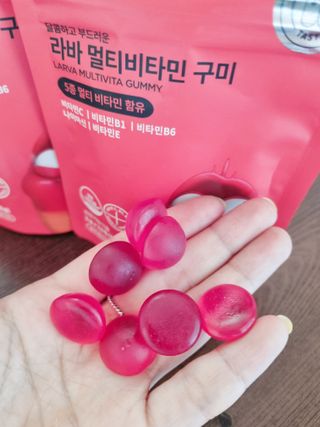 [푸름웰니스] 라바 멀티비타민 구미 36g — 5점을 준 리뷰어가 2022년 5월 올린 사용 사진