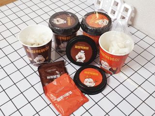 유비쿡 컵떡볶이 매운컵떡볶이2개/ 짜장컵떡볶이 2개  총 4개세트 — 5점을 준 리뷰어가 2021년 2월 올린 사용 사진