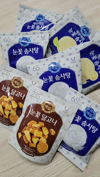 딜라이트 프로젝트  달콤한 눈꽃 간식세트( 눈꽃 솜사탕 / 레몬라임 솜사탕 / 달고나 총 7EA+스마트톡 증정) — 5점을 준 리뷰어가 2022년 5월 올린 사용 사진