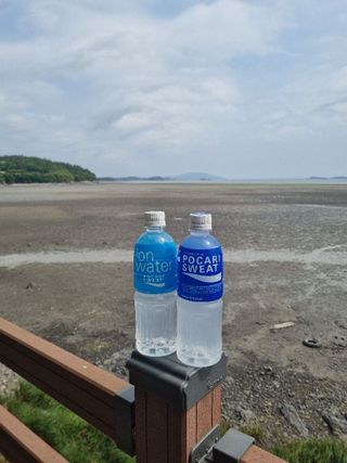 [동아오츠카] 포카리스웨트  500ml PET + 이온워터 500ml PET — 5점을 준 리뷰어가 2025년 6월 올린 사용 사진