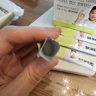 연세생활건강 키즈텐 멀티비타민 1BOX (30포) — 5점을 준 리뷰어가 2022년 5월 올린 사용 사진